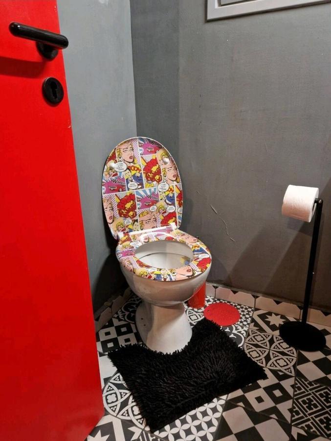 Athens Comic House Apartamento Exterior foto